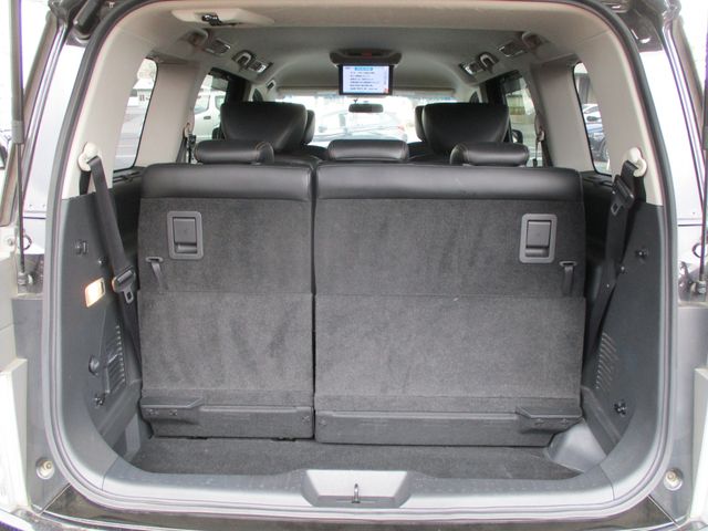 NISSAN ELGRAND 2017 Image 31