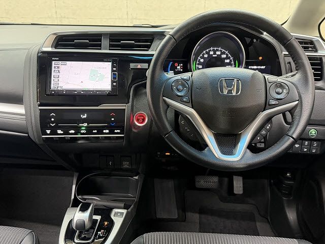 HONDA FIT HYBRID 2018 Image 31
