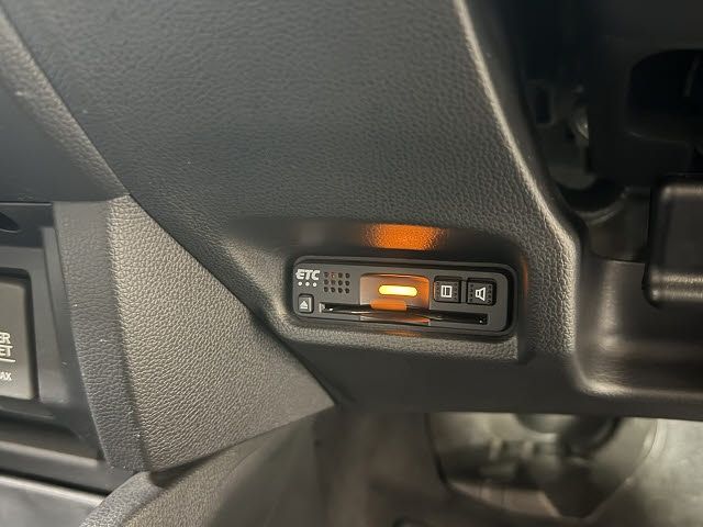 HONDA FIT HYBRID 2018 Image 31