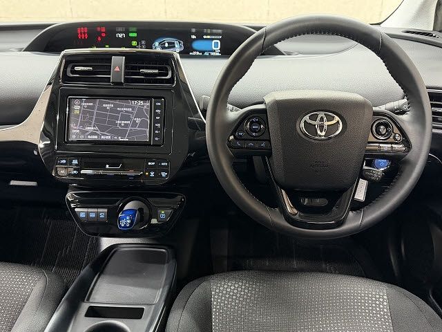 TOYOTA PRIUS 2020 Image 31