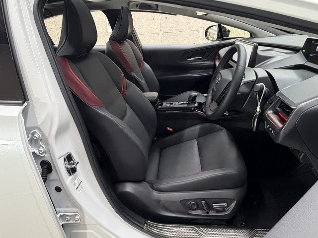 TOYOTA PRIUS PHV 2023 Image 31