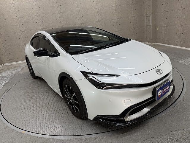 TOYOTA PRIUS PHV 2023 Image 31