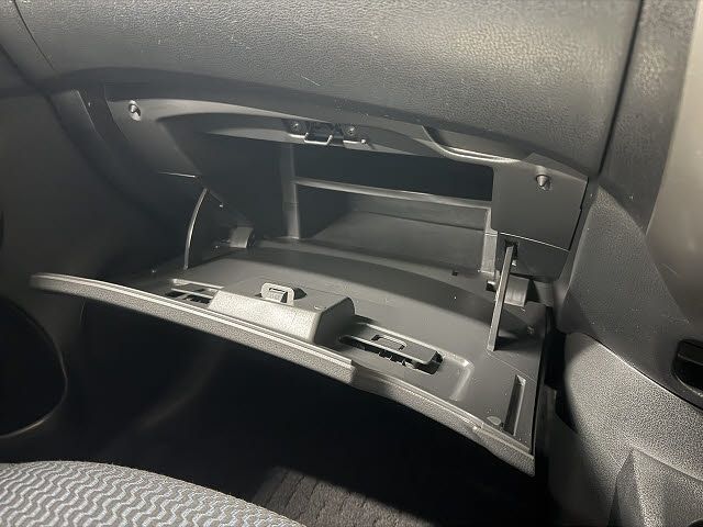 NISSAN NOTE 2014 Image 31