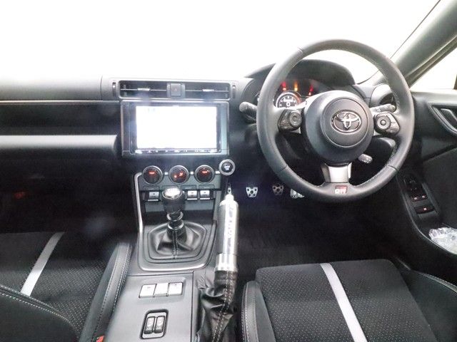 TOYOTA GR86 2025 Image 31