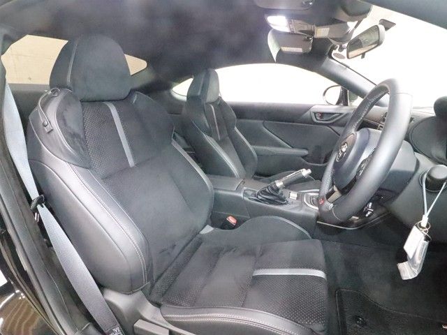 TOYOTA GR86 2025 Image 31