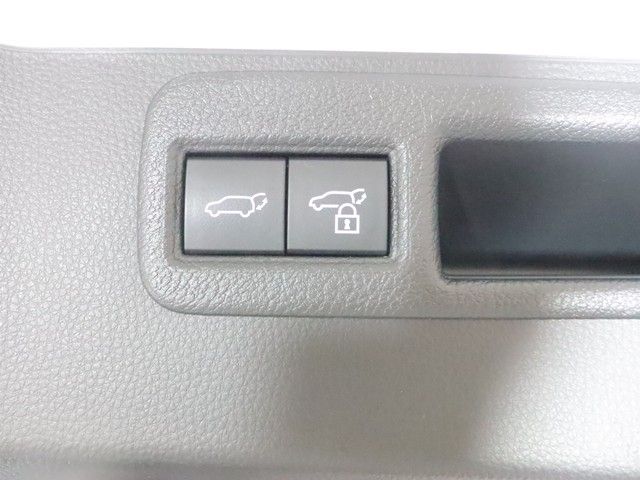 TOYOTA HARRIER 2WD 2021 Image 31