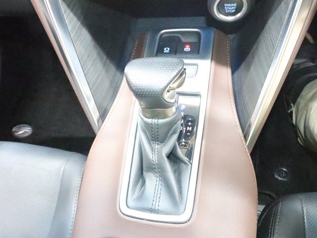 TOYOTA HARRIER 2WD 2021 Image 31