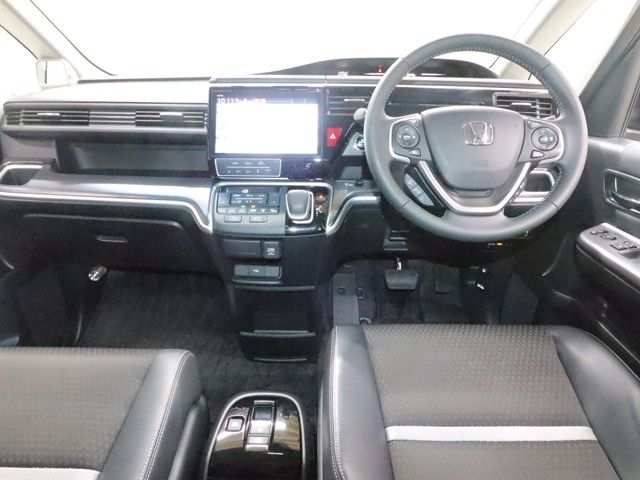 HONDA STEPWAGON E:HEV SPAD 2021 Image 31