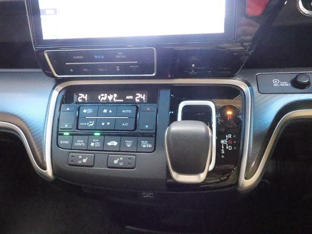 HONDA STEPWAGON E:HEV SPAD 2021 Image 31