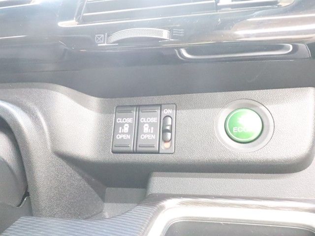 HONDA STEPWAGON E:HEV SPAD 2021 Image 31