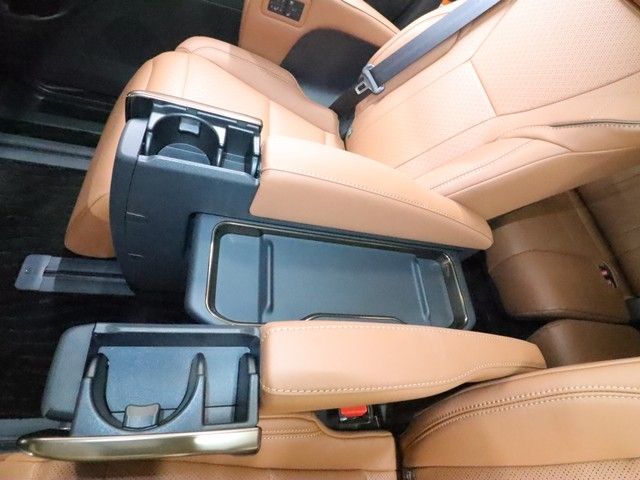 TOYOTA VELLFIRE  HYBRID 2025 Image 31