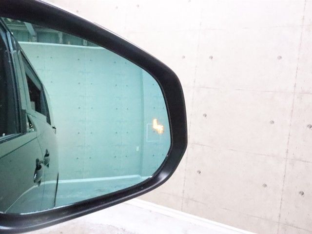 TOYOTA VELLFIRE  HYBRID 2025 Image 31