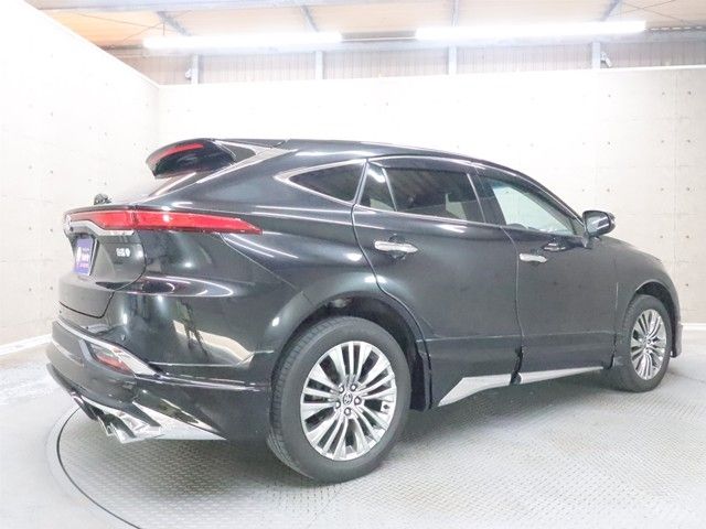 TOYOTA HARRIER HYBRID 2023 Image 31