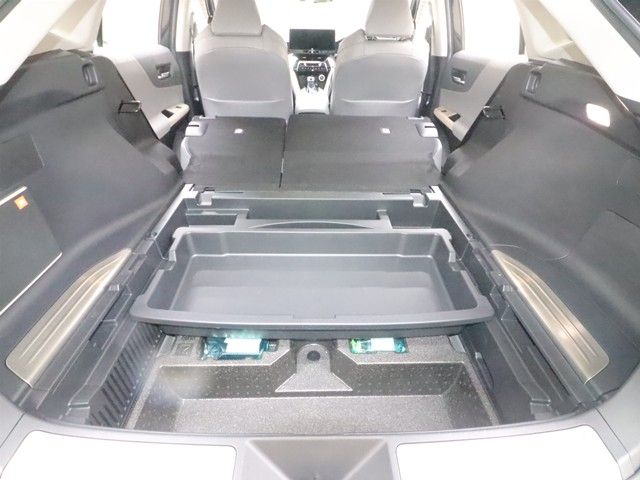 TOYOTA HARRIER HYBRID 2023 Image 31