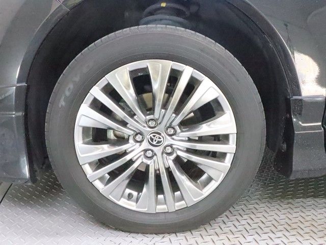 TOYOTA HARRIER HYBRID 2023 Image 31