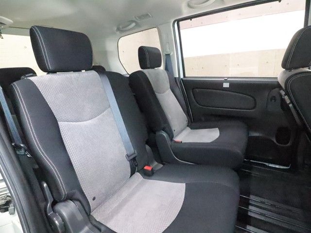 NISSAN SERENA  S-HYBRID 2015 Image 31