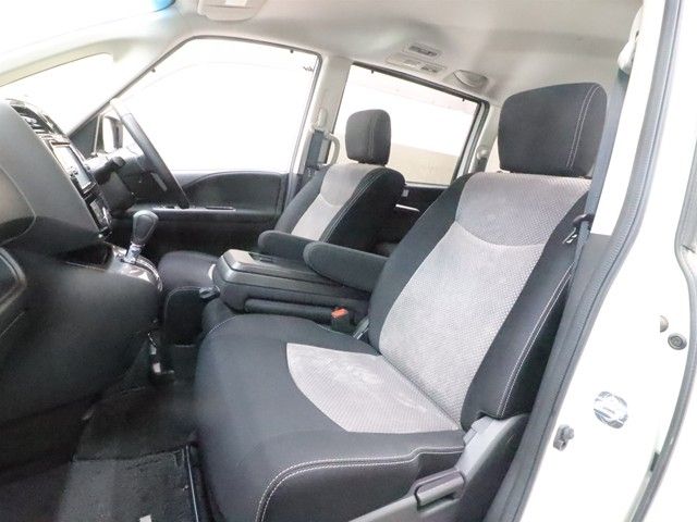 NISSAN SERENA  S-HYBRID 2015 Image 31