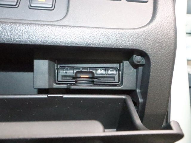 NISSAN SERENA  S-HYBRID 2015 Image 31