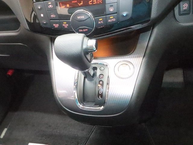 NISSAN SERENA  S-HYBRID 2015 Image 31