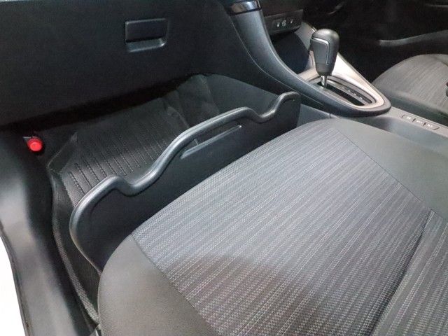 TOYOTA YARIS HYBRID 2023 Image 31