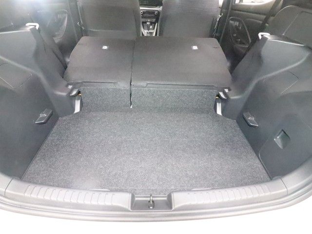 TOYOTA YARIS HYBRID 2023 Image 31