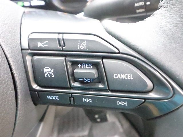 TOYOTA YARIS HYBRID 2023 Image 31