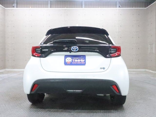 TOYOTA YARIS HYBRID 2023 Image 31