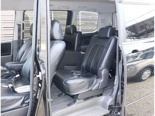 TOYOTA VOXY 2007 Image 31