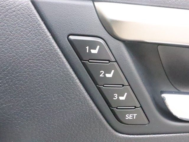 TOYOTA LEXUS RX300 AWD 2020 Image 31