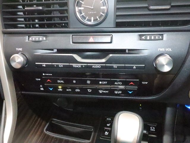 TOYOTA LEXUS RX300 AWD 2020 Image 31