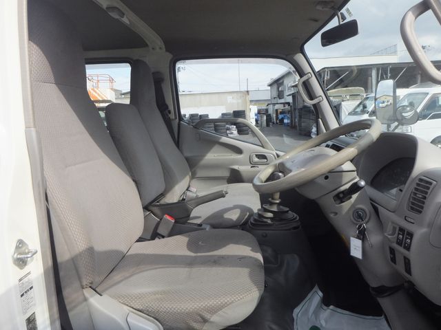 TOYOTA DYNA 2005 Image 31