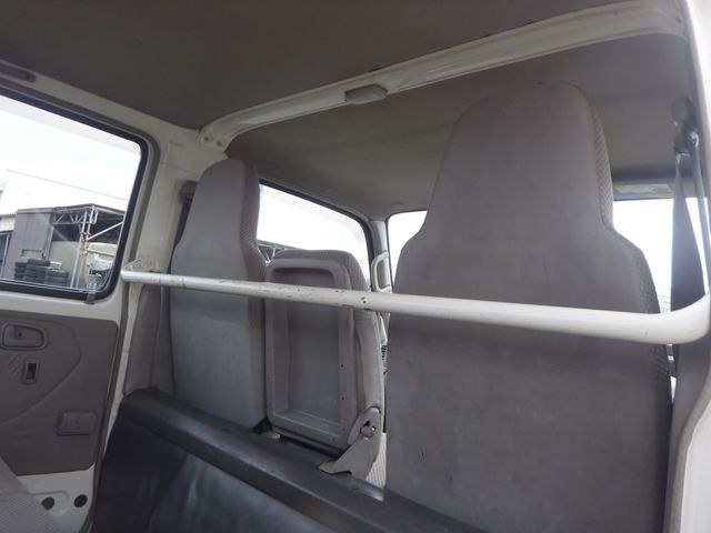 TOYOTA DYNA 2005 Image 31