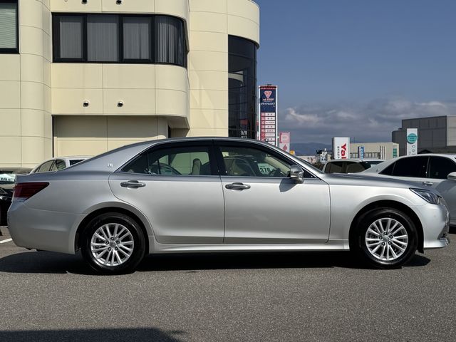 TOYOTA CROWN SEDAN 4WD 2017 Image 31