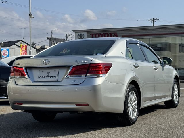 TOYOTA CROWN SEDAN 4WD 2017 Image 31