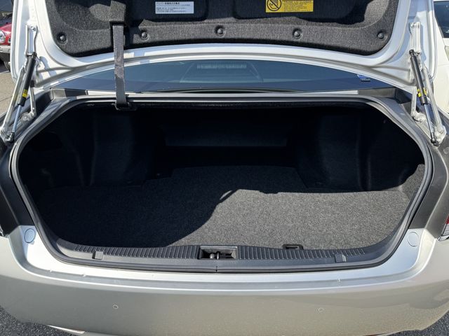 TOYOTA CROWN SEDAN 4WD 2017 Image 31