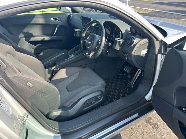 AUDI TT COUPE 2012 Image 31