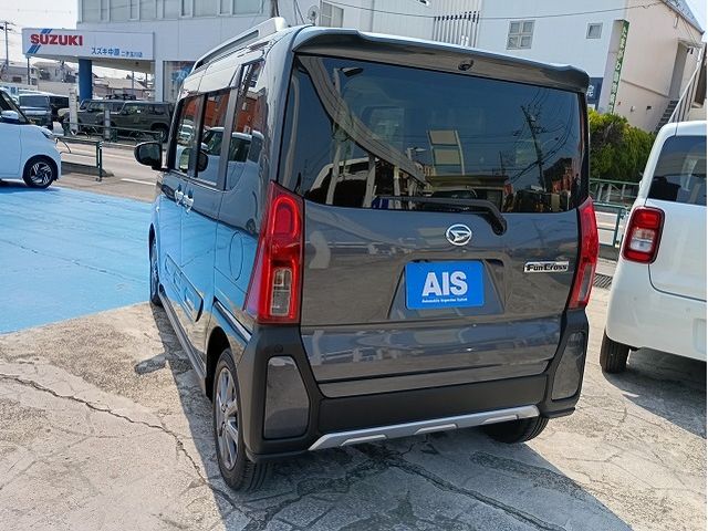 DAIHATSU TANTO FAN CROSS 2023 Image 31