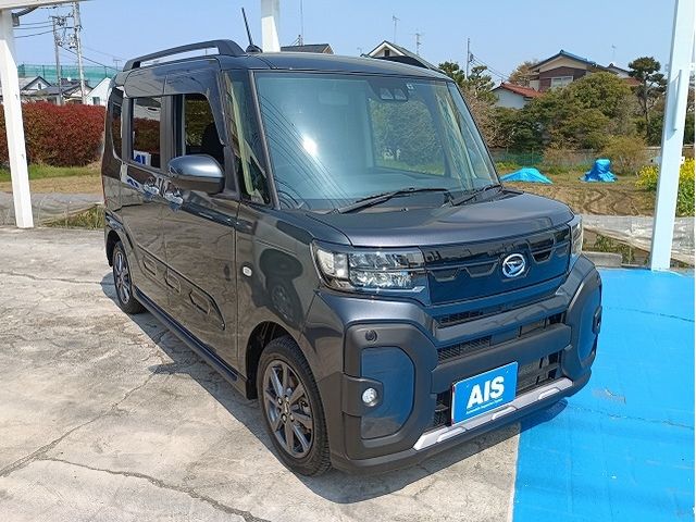 DAIHATSU TANTO FAN CROSS 2023 Image 31