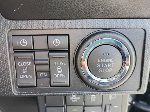 DAIHATSU TANTO FAN CROSS 2023 Image 31