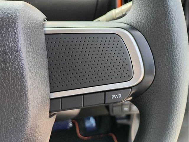 DAIHATSU TANTO FAN CROSS 2023 Image 31