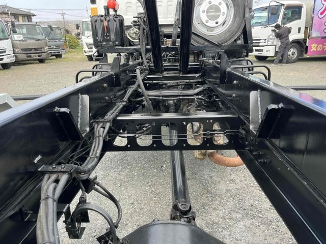 ISUZU FORWARD 2013 Image 31