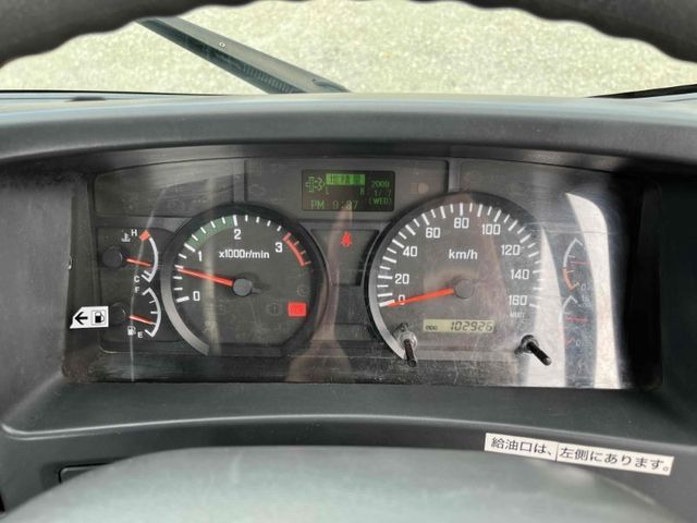 ISUZU FORWARD 2013 Image 31