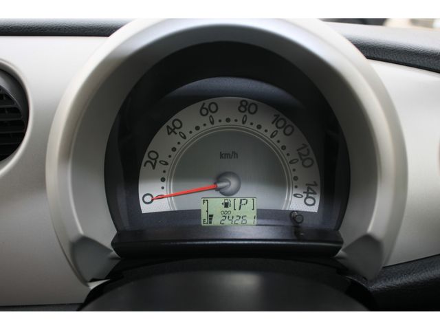 DAIHATSU MIRA GINO 2006 Image 31