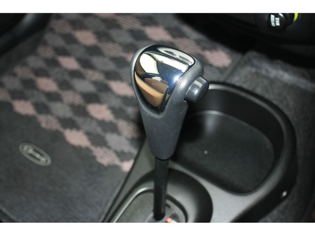 DAIHATSU MIRA GINO 2006 Image 31