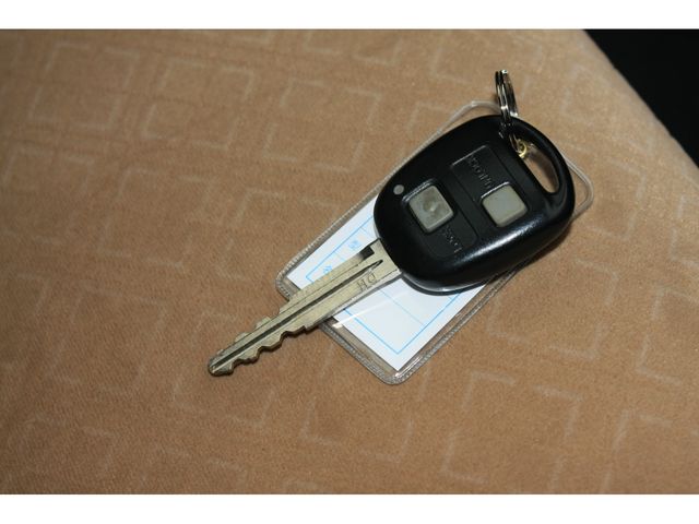 DAIHATSU MIRA GINO 2006 Image 31