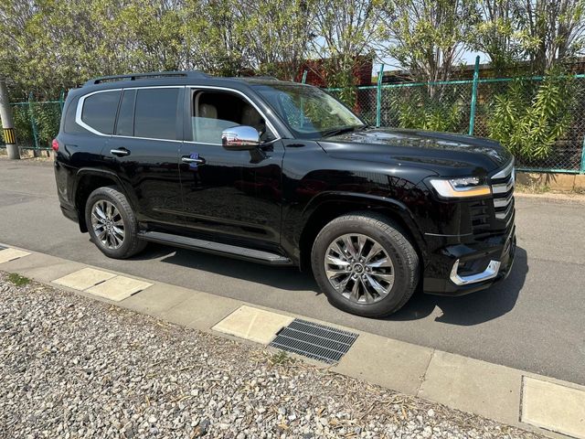 TOYOTA LANDCRUISER WAGON 2023 Image 31