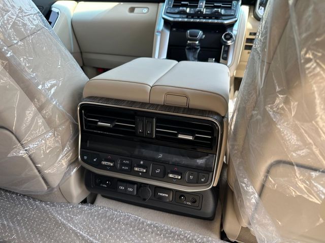 TOYOTA LANDCRUISER WAGON 2023 Image 31