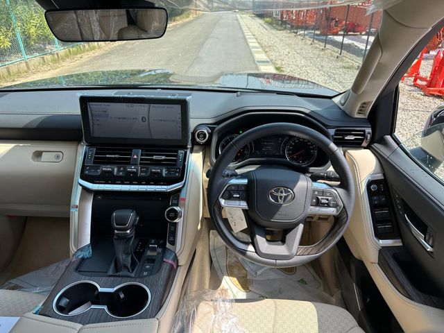TOYOTA LANDCRUISER WAGON 2023 Image 31