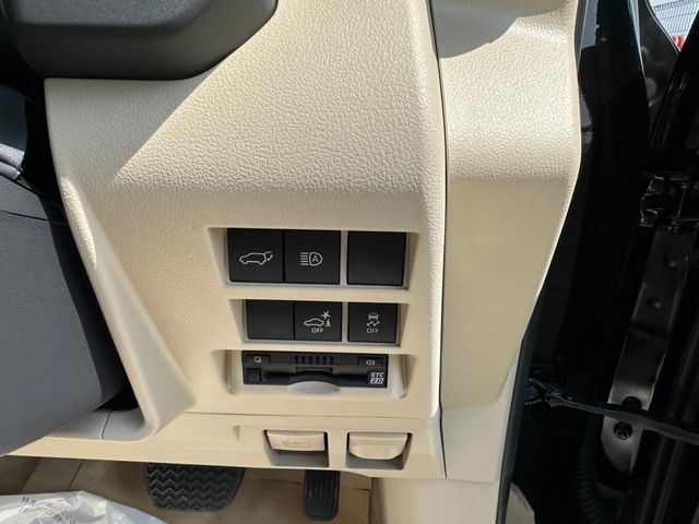 TOYOTA LANDCRUISER WAGON 2023 Image 31