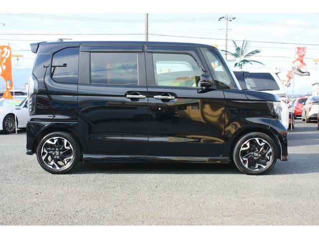 HONDA N BOX CUSTOM 2020 Image 31